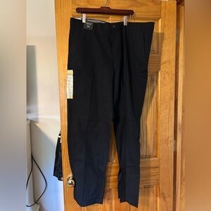 NWT Haggar Classic Fit Pant